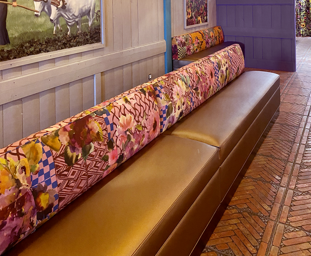 Banquette restaurant